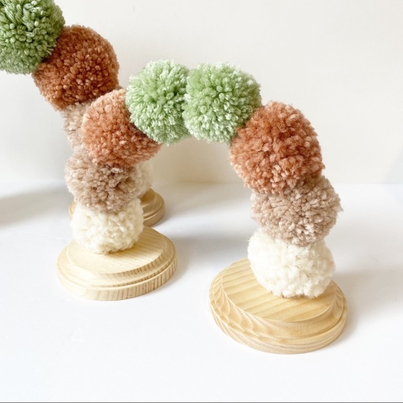 Rainbow Mini Pom Poms Centerpiece Kids Party Decorations Baby Room Nursery Decor - Picture 4 of 5